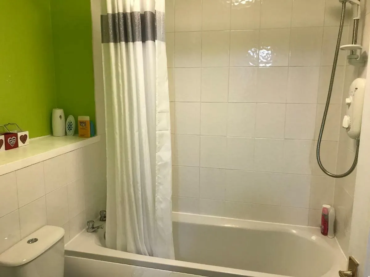 Modern 2 Bedroom Apartement Edinburgh United Kingdom